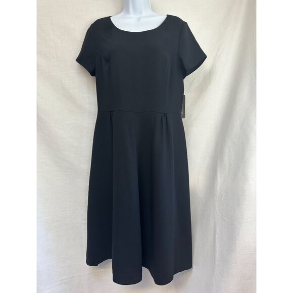 Pendleton Little Black Short Sleeve Dress Size 12 with Pleats NEW - Picture 1 of 12